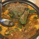 옹골찬 감자탕 이미지