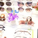 라데팡스 안경 이미지