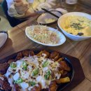 아현역 3번 출구 앞 이미지