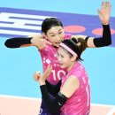 미소짓는 체육관 이미지