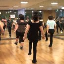 라인댄스 이미지