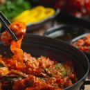 장충동왕족발보쌈.여보찜닭