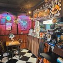 엉클PC | 사당역 맛집ㅣMisfits 미스피츠 사당 엉클파인 버거 파인애플 버거 찐후기