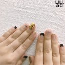 빛나다 손, 눈썹