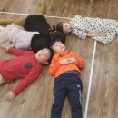 책+식물놀이터 이미지