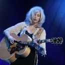 Pleding My Love / Emmylou Harris 이미지