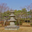 덕진공원 삼층석탑 이미지