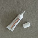 예의 | 가볍고 진지하게, 예의 바르고 담백한 후기 톤