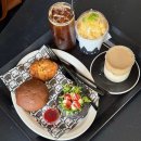 용산-현장-1593 | 신용산역 땡땡거리 카페 스탠다드번 용산점 일요일 방문 후기