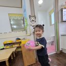 가족사진 👨‍👩‍👧‍👦🎈풍선을 통통 쳐요 이미지