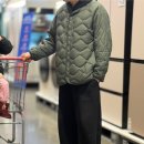 파카코리아 노동조합 | 40대 남자 마트룩_유니클로 화이트마운티니어링 스웨트풀파카 스웨트와이드팬츠 조합 (ft. 코스트코 향수)