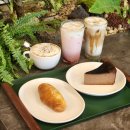 에버그린베이커리 | [ 하남 | 감이동 ] 서울 근교 주차 편한 대형 브런치 카페 '애채'