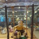 인형속으로 이미지