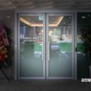 &#34;아침에 돌아가셔도 밤에 모시고 나가야&#34; 비수된 말…멀쩡한 벽 부순 요양원