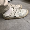 새신을신고(인천명품운동화세탁) 이미지