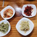 능이꿩만두국 이미지