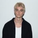 Skin &amp; Bones - elijah woods 이미지