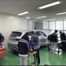 남성자동차정비 이미지