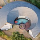 하늘오름펜션 | 제주 동쪽 숙소 추천 '웰컴투 삼달리' 촬영지 근처 건축상 3관왕 '스테이삼달오름' 온수풀 감성 숙소