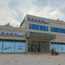 버스정류장 이미지