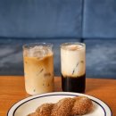 커피맛을 조금아는남자 | 대구 범어동 대형 디저트 카페 커피맛을조금아는남자 the PEAK 리뷰