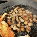 한국탄산화학(주) | [와알못 탈출기] 화이트는 생선, 레드는 고기? 절대 공식의 파괴! 기름진 삼겹살에 소주 대신 '이 와인...