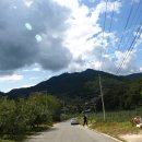 농사 풍년 나락 널어 말리며 웃음 가득한 내고향 - 안동시 북후면 저전리 고평마을 권영국씨 이미지