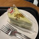 매산3로R | 수원역] 스타벅스 클래식 피스타치오 케이크&amp;망고 용과 레모네이드