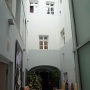 시가지 거리미관 개 | 브라티슬라바 구시가지와 야간 크리스마스 마켓 후기