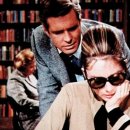 티파니에서 아침을 이미지