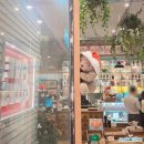 현대25써비스 | [여의도 맛집] 또갈집 가양칼국수 버섯매운탕 / 더현대 서울 크리스마스 빌리지 후기