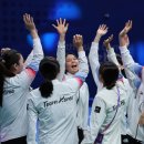 배드민턴경기장 옆 이미지