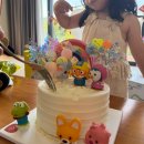 심스클럽 | [일상/아기] 두돌 생일파티 즐기기 (뽀로로케익, 아기상어풍선, 파티용품구입처)