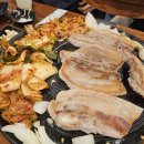 초롱꽃솥뚜껑삼겹살 이미지