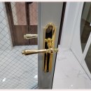 허니문 도어 이미지