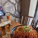 빨간너구리 | [서울] '너구리소굴' 종각역 술집 추천