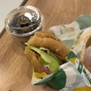 통일로42길 | 4/17 • 꽃으로 시작해 하트로 끝난 하루