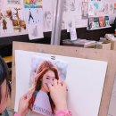 풍경을 그리는 유화 이미지