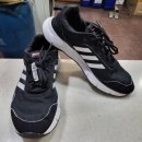 명품 청년 운동화 이미지