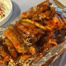 꺼먹동네 | 부산 기장 칠암마을, 신선한 붕장어를 맛볼 수 있는 ‘꺼먹동네’ 내돈내산 솔직후기