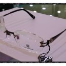 꾸오레안경 이미지