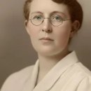 【미네르바 구타펠 Minerva Guthapfel(1873 ~ 1942)】 "『조선에서 가장 행복한 소녀(Happiest Girl)" 이미지