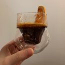 주식회사 빈컴퍼니 | [압구정] 바리스타 챔피언의 명품 커피, 카페 “벙커 컴퍼니”