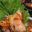 불타는밤돼지 | 송도타임스페이스점 가성비 넘치는 숙성돼지 반마리 어린이미역국 대형 키즈룸 놀이방 완비 고기집 후기