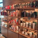 딜리푸드 | 스타벅스 물왕 호수점 후기｜호수 뷰 미쳤다…뷰 맛집 인정