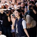 블랙핑크 지수와 정해인이 완성한 뉴욕 타미 힐피거 패션쇼 현장