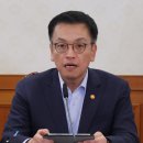 유인태 "尹, 소맥 20잔? 노무현은 술자리 1년에 1~2번 뿐"-노컷뉴스﻿ 이미지