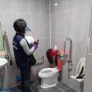 1-4 공중화장실 이미지