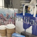 차희유통 | 홀리랜드 好利来 : 수건케이크,빙산용암 초코라바 / 매장 안에서 취식/유통기한/ 후기( 패왕차희Chagee )