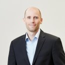 Coupang CEO resigns over data breach 쿠팡 CEO, 개인정보 유출 사태로 사임 이미지